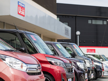 株式会社日産プリンス金沢 U野々市 外観 内観写真